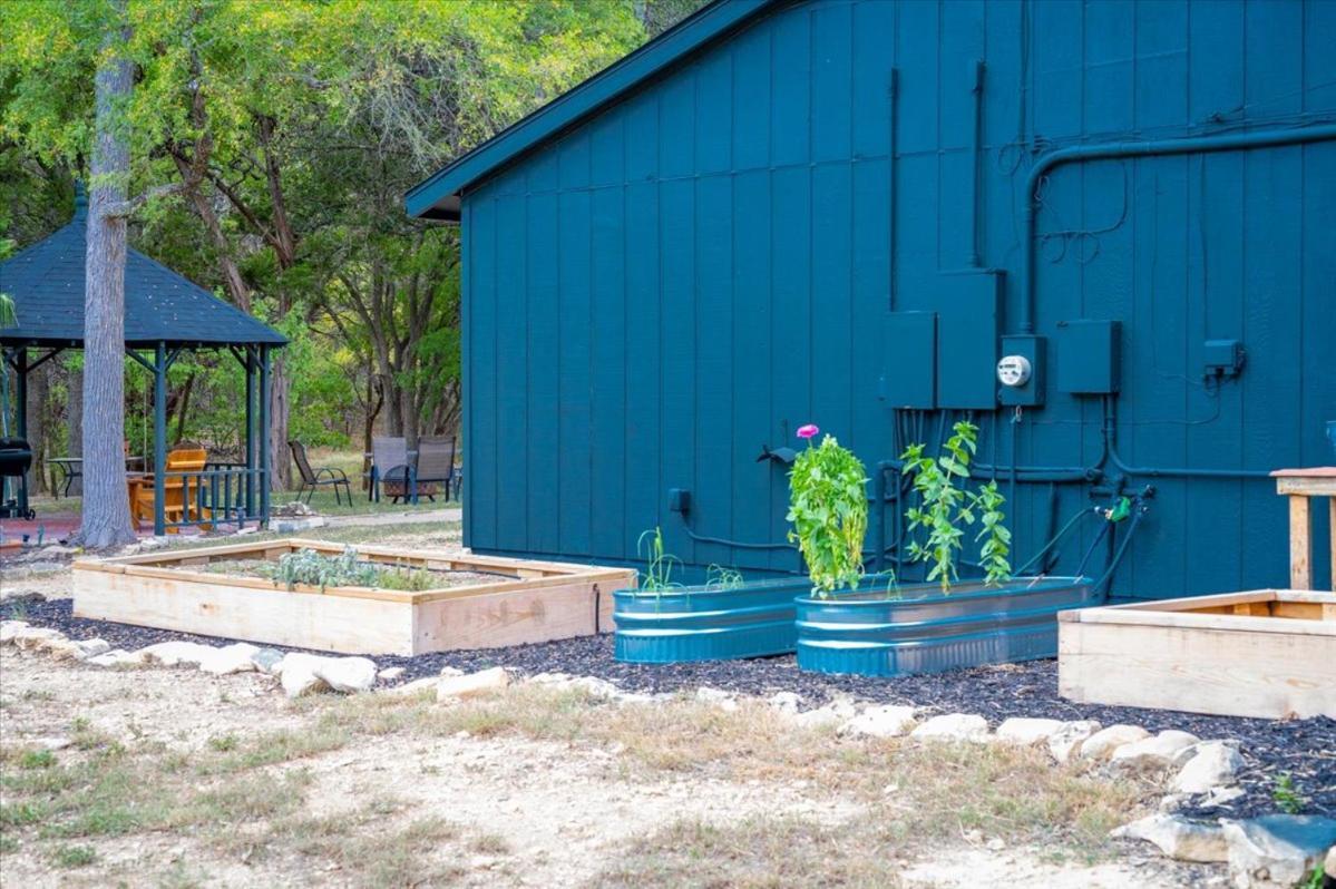 Villa Relaxing Alpaca Ranch Mins From Downtown Wimberley Exterior foto